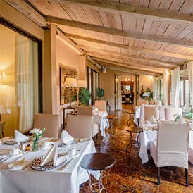 Elegant outdoor restaurant Gallery