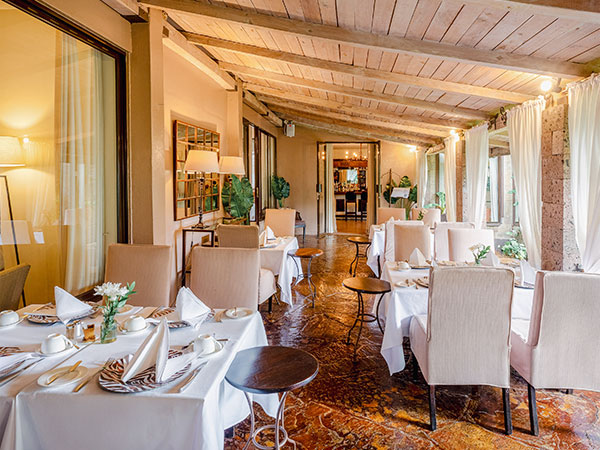 Charming hotel dining area