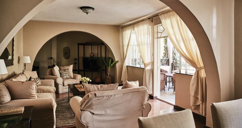 3 BEDROOM RESIDENCES